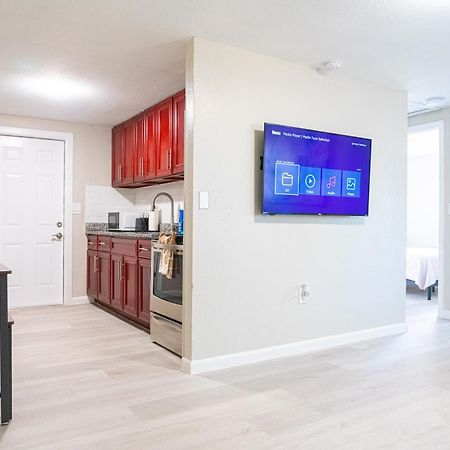 University Serenity Suites Тампа Екстер'єр фото