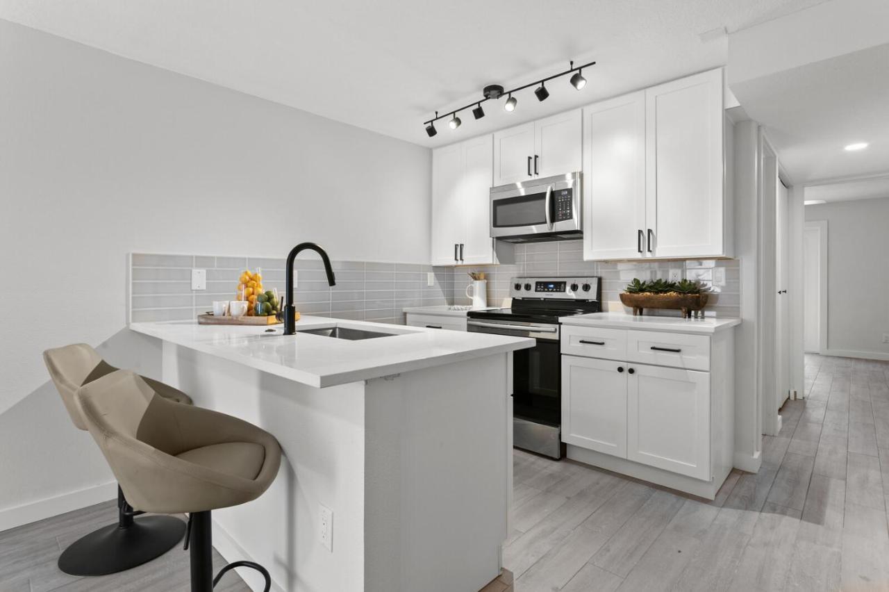 University Serenity Suites Тампа Екстер'єр фото