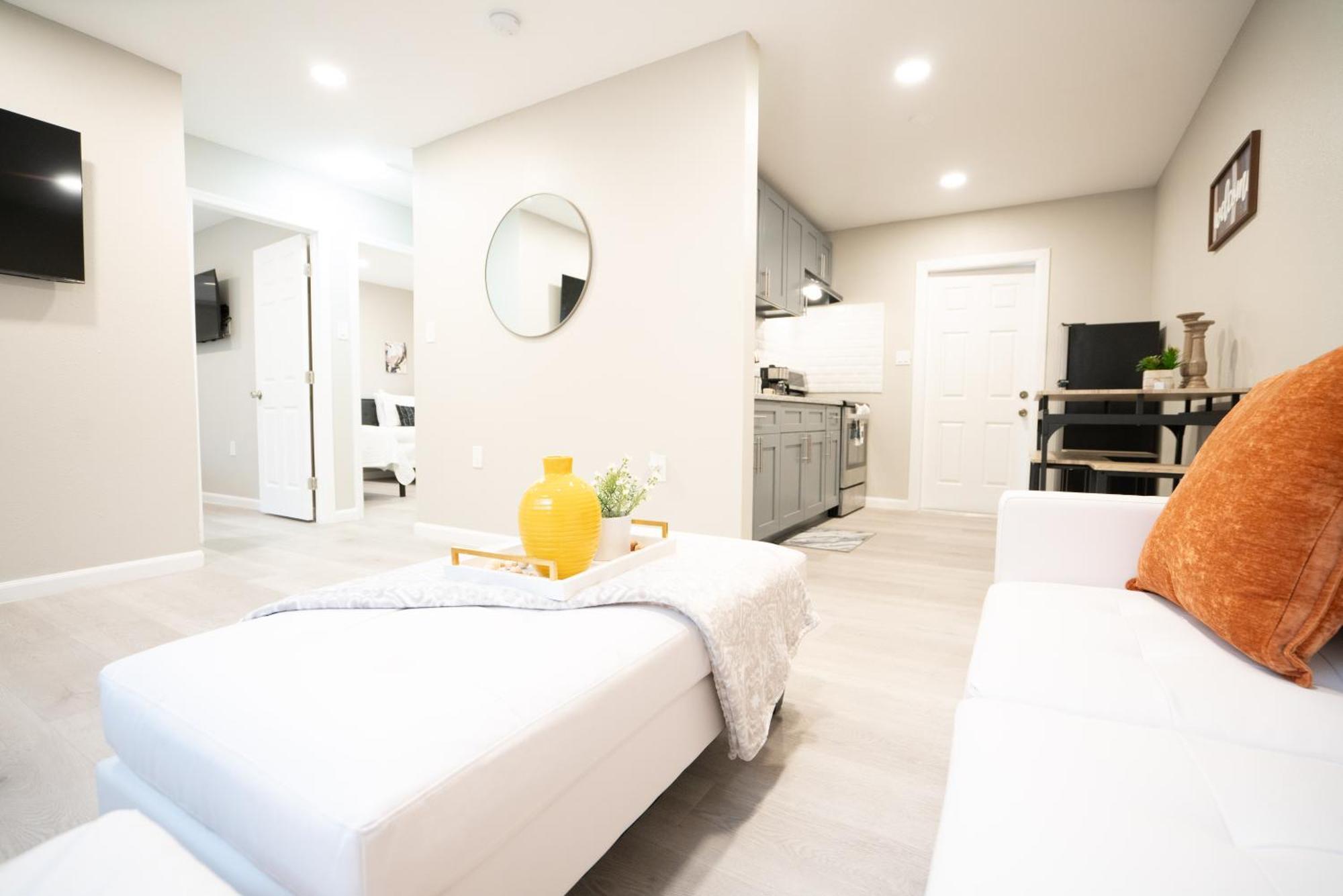 University Serenity Suites Тампа Екстер'єр фото